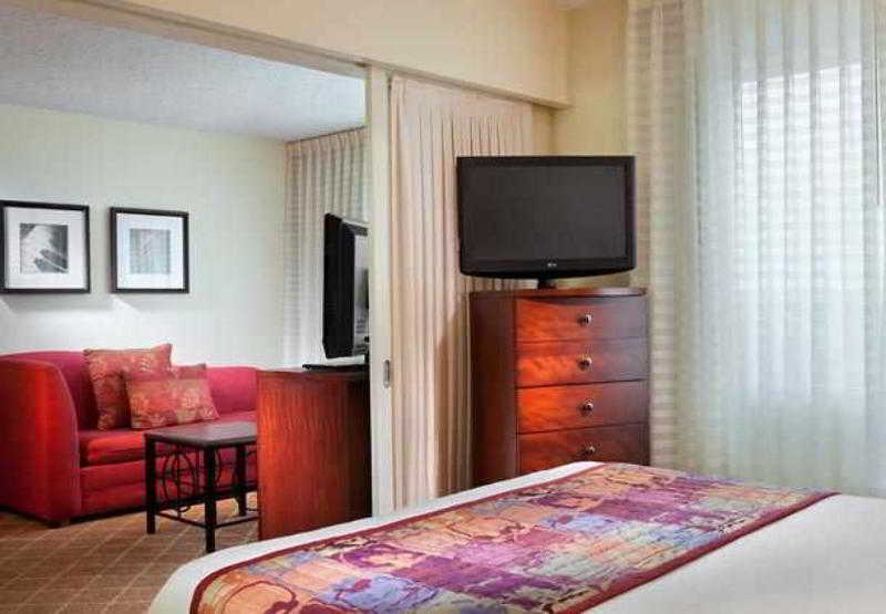 Sonesta Es Suites Dallas Central Expressway Exterior foto